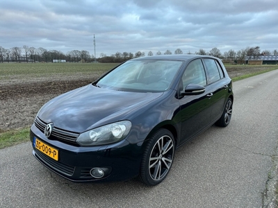 Volkswagen Golf Benzine