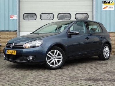 Volkswagen Golf Benzine