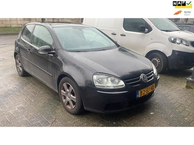 Volkswagen Golf Benzine