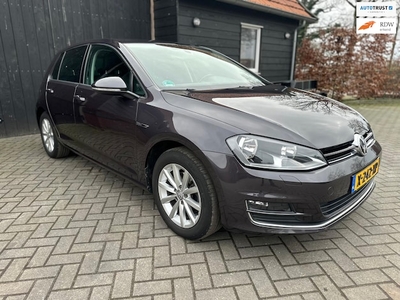 Volkswagen Golf Benzine