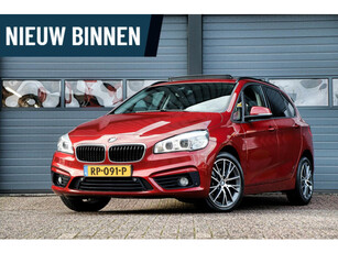 BMW 2-serie Active Tourer 218i Sportline /LED/PANODAK/HUD/CAMERA/GROOT-NAVI/ACC/STOELVERW.!