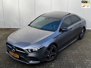 Mercedes-Benz A-klasse A200 LIMOUSINE AMG AMBIANCE CARPLAY PANO STOELVERWARMING ORIGINEEL NEDERLANDS NAP