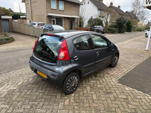 Peugeot 107 1.0-12V XS