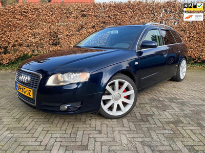 Audi A4 Avant 3.2 FSI quattro-SLine-Navigatie-Zenon-Panorama-Uniek!