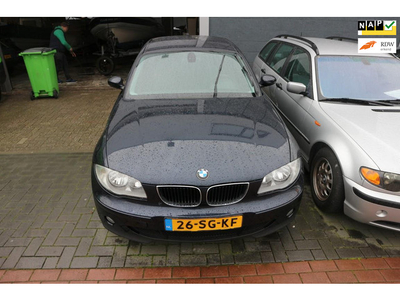 BMW 1-serie 116i High Executive / LEES TEKST ! ! !