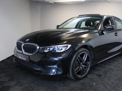 BMW 3 Serie 318i Business Edition | Camera | Navi | schuifdak