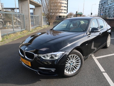 BMW 3-serie 318i Edition Luxury Line Purity Executive Leer Navi Cruise