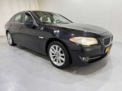 BMW 5 Serie Sedan 520i High Exe Aut8