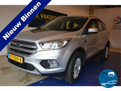 Ford Kuga 1.5 EcoBoost Trend Ultimate Trekhaak 1800KG Airco cruisec Navi Bleutooth lmvelg pdc ruime gezinsauto 5 pers met trek kracht