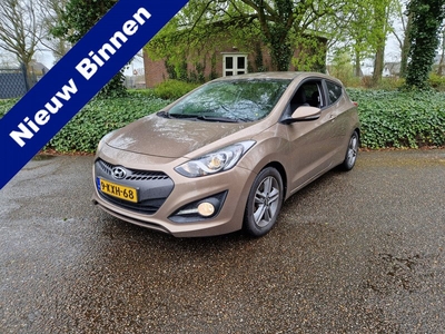 Hyundai i30 1.6 GDI AUTOMAAT, 1 eig, dealerond., 2013