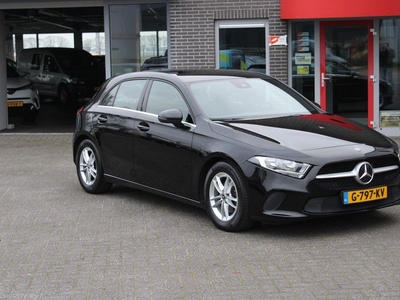 Mercedes-Benz A-klasse 180 Style Clima/Camera/Dealer onderhoud Incl Garantie!