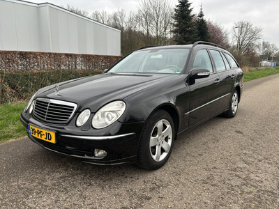 Mercedes-Benz E-Klasse Combi 320 Avantgarde 4-Matic / AUTOMAAT / NAVI / CRUISE / LEER