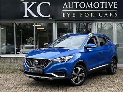 MG ZS EV Luxury 45 kWh INCL BTW! | Pano | Leder | Camera !!LENTE DEALS!!!