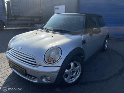 Mini Mini 1.6 Cooper / Automaat/ Netjes / meeneemprijs !!