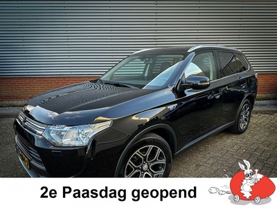 Mitsubishi Outlander 2.0 PHEV Limited Edition X-Line Actie: t/m pasen van 16950 v 15950!