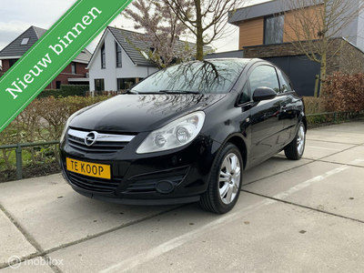 Opel Corsa 1.4-16V Enjoy*Airco*Lmvelgen*Cv*Trekhaak