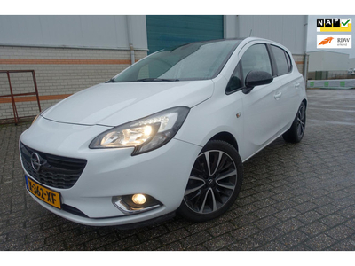 Opel Corsa 1.4 Black Edition - VOL AUTOMAAT - lm velgen - camera - groot scherm - navi voorbereid -