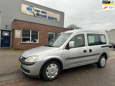 Opel Tour 1.6 Comfort Rolstoelauto Apk Nieuw