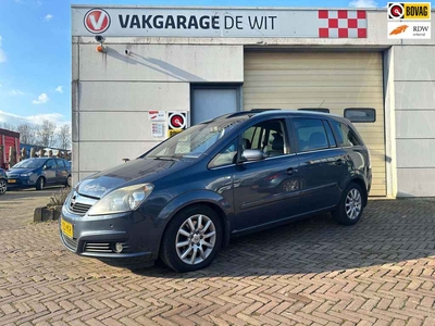 Opel Zafira 2.2 Cosmo