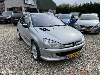 Peugeot 206 1.6-16V Quiksilver,Airco,1e eigenaar