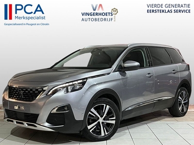 Peugeot 5008 130 Pk Superluxe *** GT *** Navigatie * Zwart Leder * Trekhaak * Stoelverwarming *** een hele mooie ***