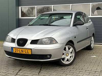 Seat Ibiza 1.4-16V Stella