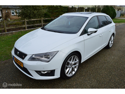 Seat Leon ST 1.4 TSI FR Dynamic / DSG / Panorama / Navi