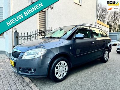 Skoda Fabia Combi 1.6-16V Ambition | Airco | Cruise | NAP