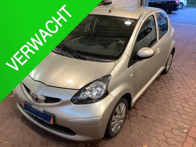 Toyota Aygo 1.0-12V Cool Half Leer/Alcantara