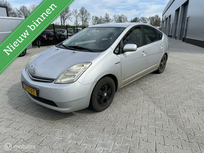 Toyota Prius 1.5 VVT-i Business Edition