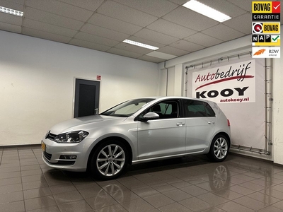 Volkswagen Golf 1.2 TSI Comfortline * Navigatie / 17