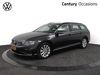 Volkswagen Passat Variant 1.4 TSI PHEV GTE Business / Camera / Navi / Clima