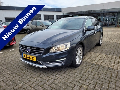 Volvo V60 1.6 T3 Summum 