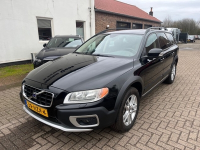 Volvo XC 70 3.2 Summum Schuifdak Youngtimer Stoelverwarming