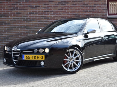 Alfa Romeo 159 3.2 JTS Q4 Q-tronic TI '09 Leder Clima Cruise Inruil mogelijk