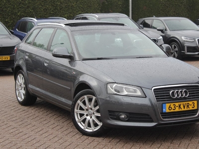 Audi A3 Sportback 1.8 TFSI S-edition / Panoramadak / Navigatie / Xenon / Parkeerhulp V+A / 17'' / Cruise Control / Stoelverwarming