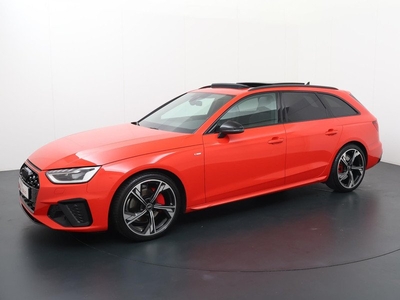 Audi A4 Avant 40 TFSI quattro S edition Competition | 204 PK | Automaat | Adaptive Cruise Control | Elektrisch glazen panorama dak |