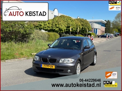 BMW 1-serie 116i 5-DEURS LEDER/CLIMA! INRUILKOOPJE!