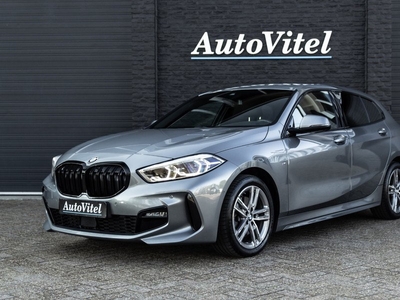 BMW 1-serie 118i M-Sport | Live Cockpit Pro | Camera | Comfort Access | Trekhaak | Fabrieksgarantie