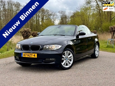 BMW 1-serie Cabrio 118i High Executive / Super mooie originele NL Auto van 2de Eigenaar / Voorzien van nieuwe APK tm 25-04-2025 /