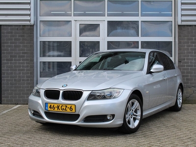 BMW 3-serie 316i Business Line / Navigatie / PDC / N.A.P.