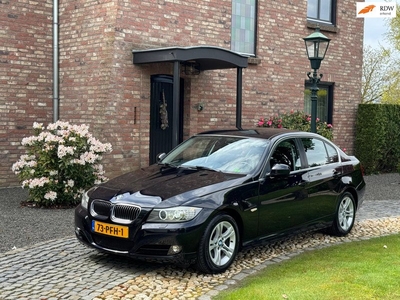 BMW 3-serie 325i AUT Business Line Clima Xenon Navi