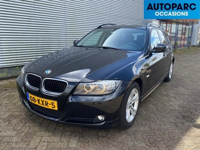 BMW 3-serie Touring 320i Business Line AUTOMAAT, 170PK, CRUISE CONTROL, CLIMATE CONTROL, PARKEERSENSOREN, GOED ONDERHOUDEN.