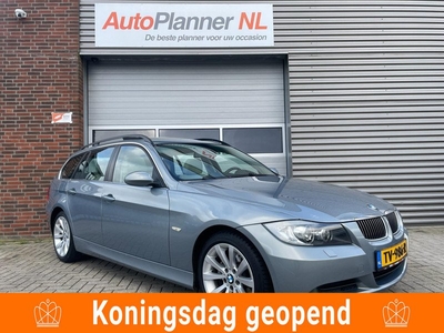 BMW 3-serie Touring 325i Dynamic Executive! Leder! Pano!