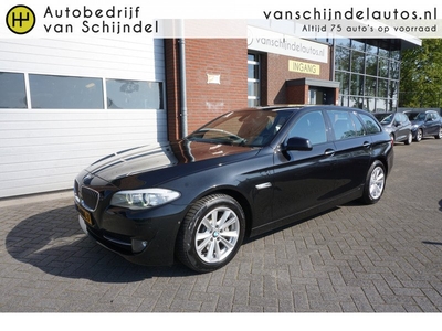 BMW 5 Serie Touring 530d High Executive 245PK NL AUTO - NAP - LUCHTVERING CAMERA - LEDER - PANO SCHUIFDAK - STOELVERWARMING - ELEKTR STOELEN + MEMORY - NAVI - CLIMA - CRUISE - BLUETOOTH - PARKEERSENSOREN V+A - XENON