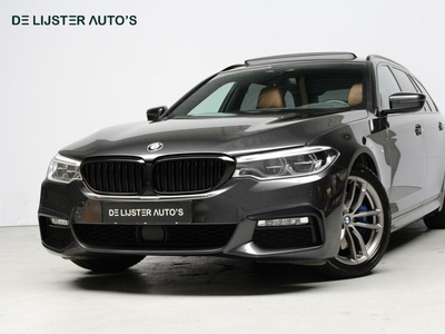 BMW 5-serie Touring 530i xDrive M Sport Automaat 252 PK |PANORAMADAK, NAVIGATIE, ACC, HEAD UP, STUUR + STOELVERWARMING, LED, PDC|