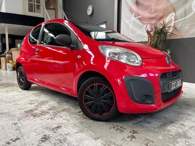 Citroen C1 1.0 Attraction, weinig km.