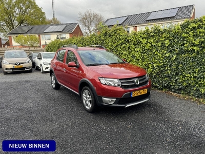 Dacia Sandero 0.9 TCe Stepway Lauréate | Navi | Airco | Cruise Control | PDC | Elekt. Ramen | Nieuwe APK