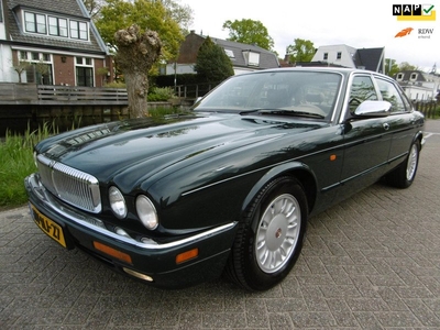 Daimler Double Six 6.0 V12 312pk Origineel Nederlands met historie