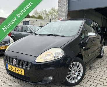 Fiat Grande Punto 1.4-16V Racing / BJ 2009 / N.A.P